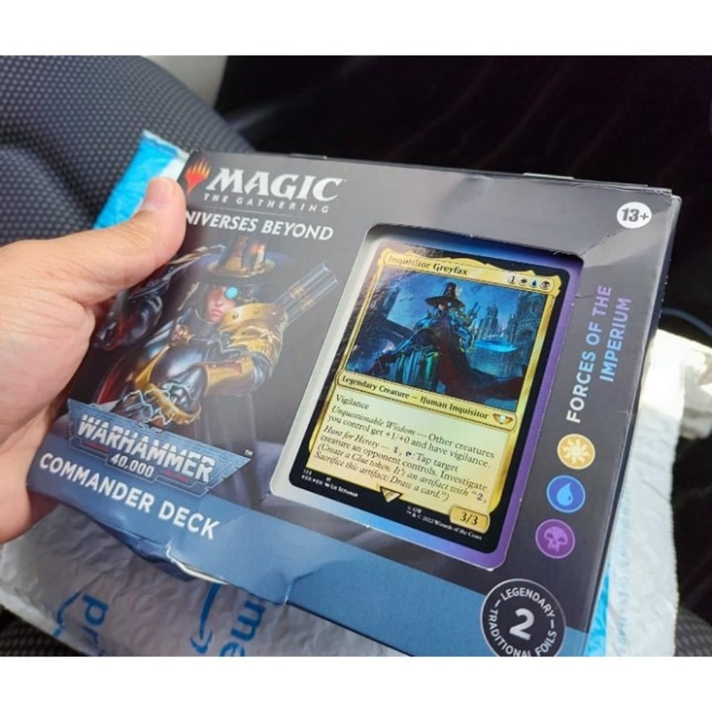 Magic: The Gathering Universes Beyond: Warhammer 40,000 Commander Deck – Forces